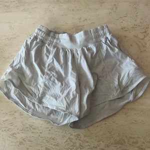 White lululemon hotty hot shorts